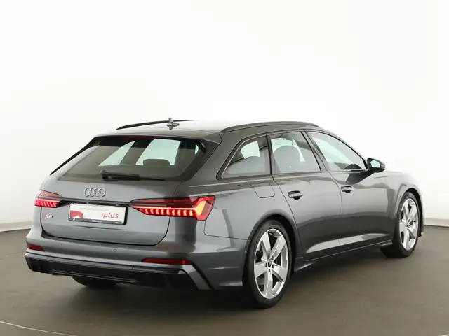 Audi S6 view 7