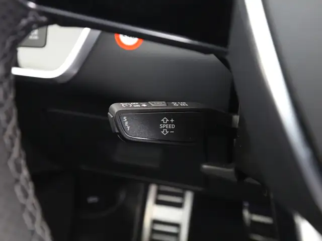 Audi S6 view 14