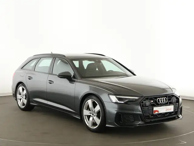 Audi S6 view 9