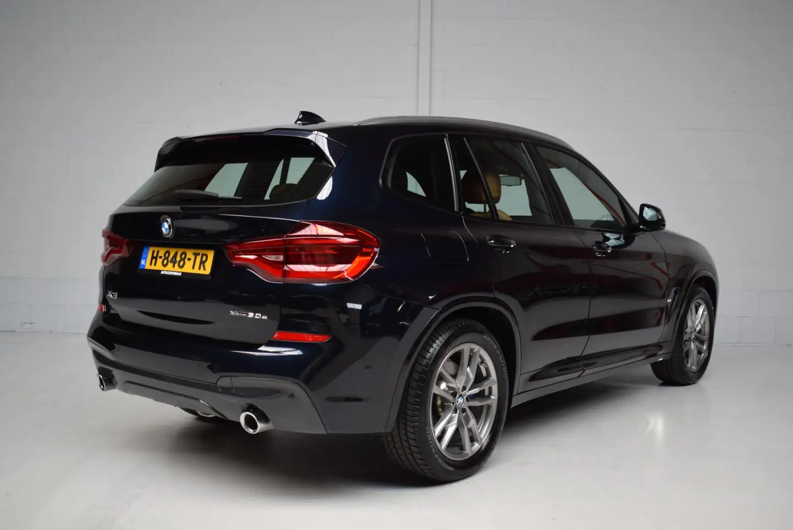 BMW X3 XDrive30e M-SPORT ORG.NED / EL.TREKHAAK / VIRTUAL Zwart - 2