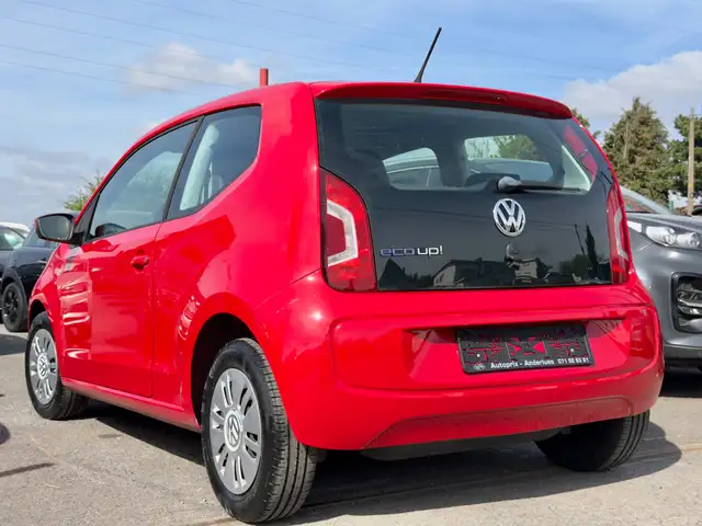 Volkswagen Up! view 5