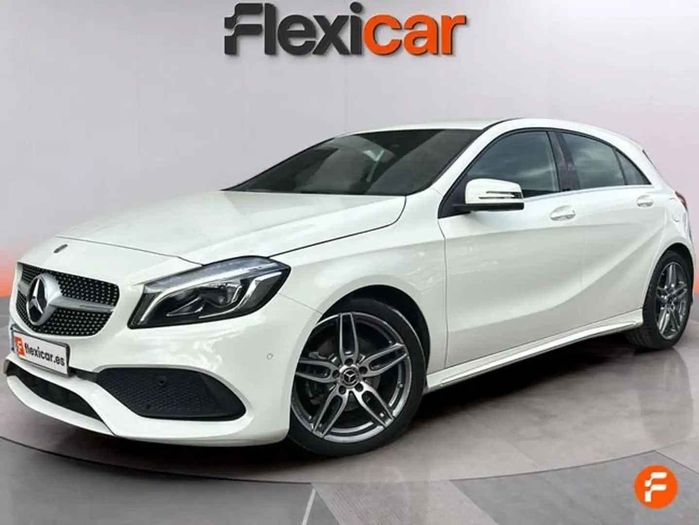 Mercedes-Benz A 180 BE AMG Line Blanco - 2