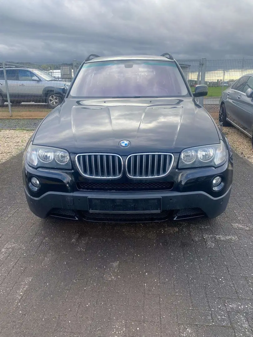 BMW X3 xDrive18d 143ch Confort Noir - 1
