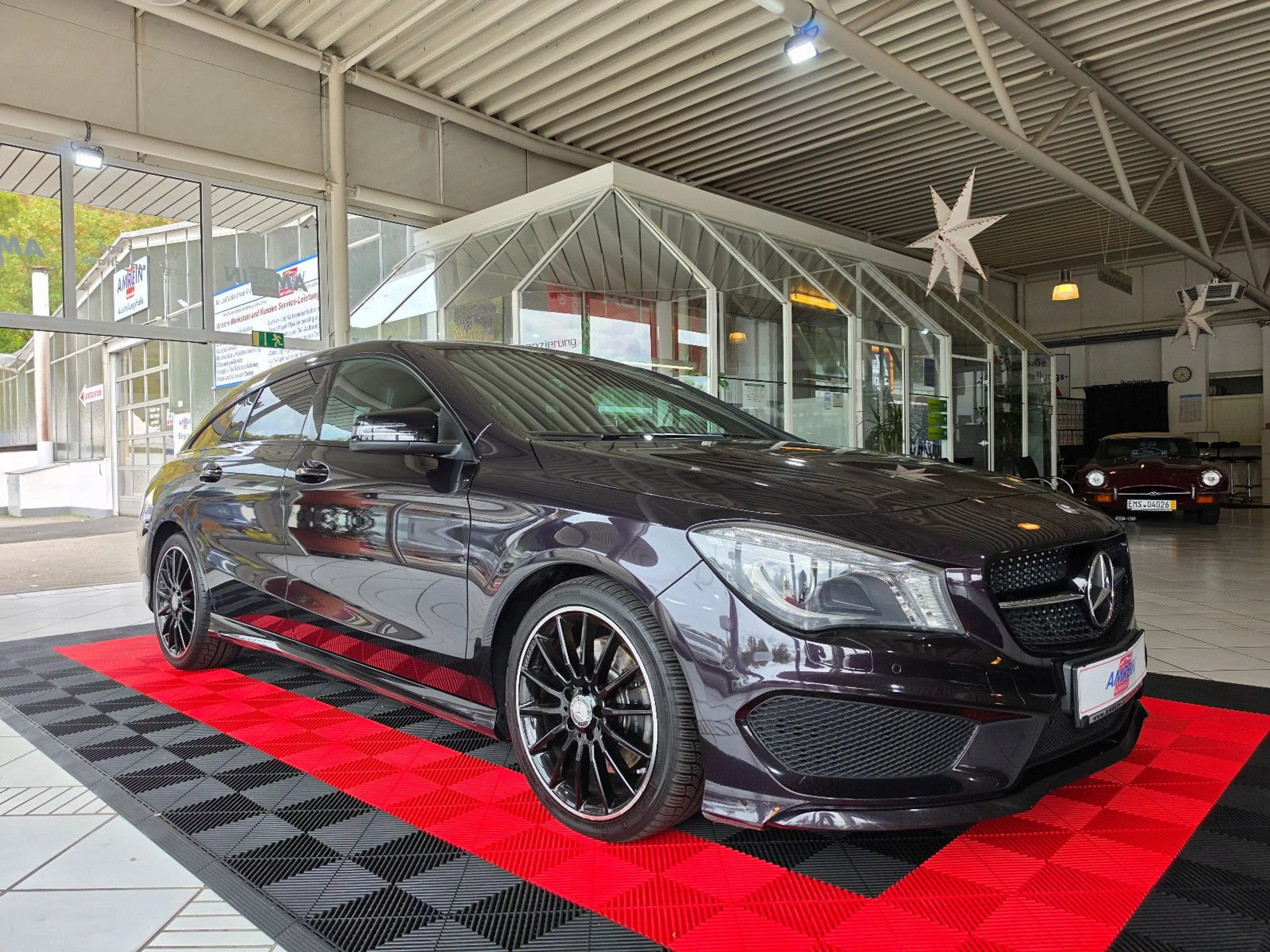 Mercedes-Benz CLA 220 AMG LINE+PANO+NIGHT+RFK