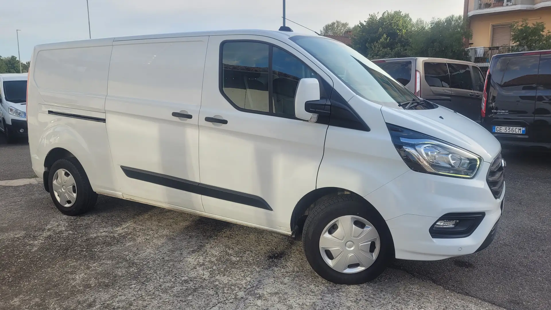 Ford Transit Custom 320 2.0 EcoBlue 130 PL Trend L2H1 passo lungo Blanc - 1