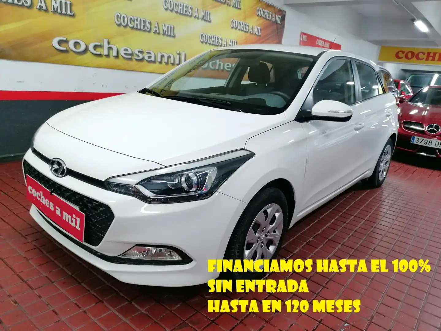 Hyundai i20 1.2 Klass Wit - 1