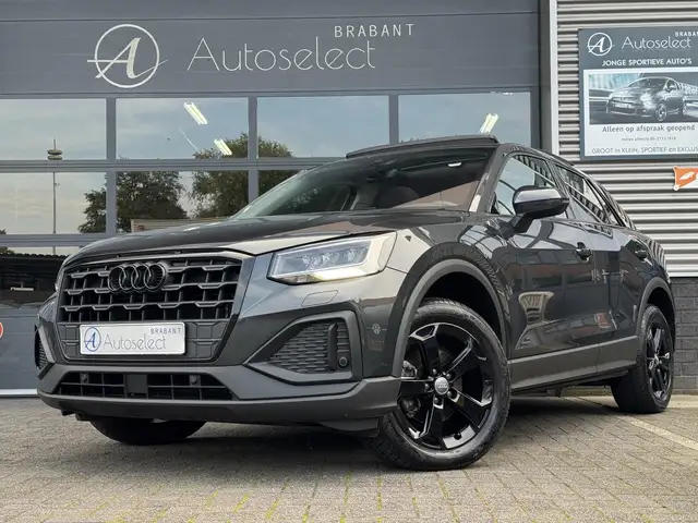 Audi Q2 35 TFSI Pro Line Pano | Virtual | Dealer OH