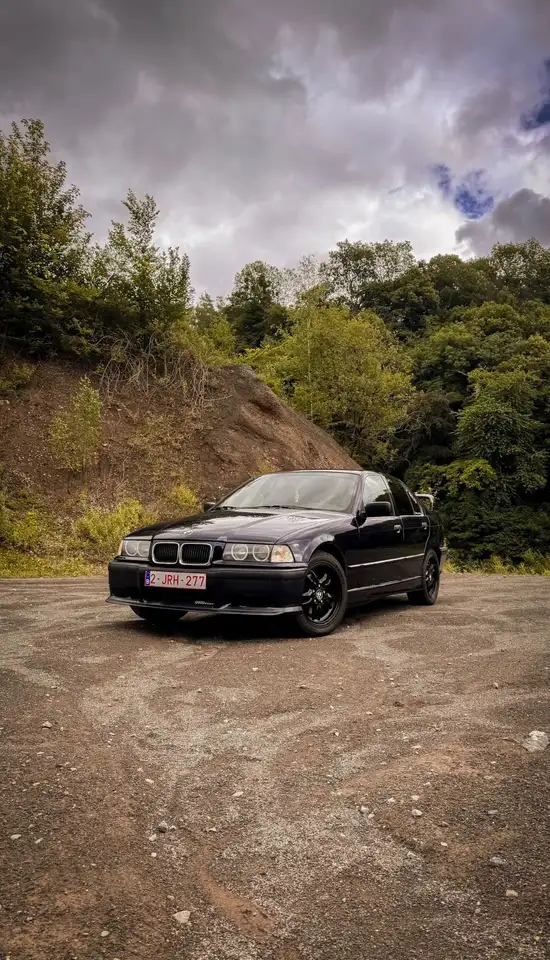 BMW 318 E36, foto 1