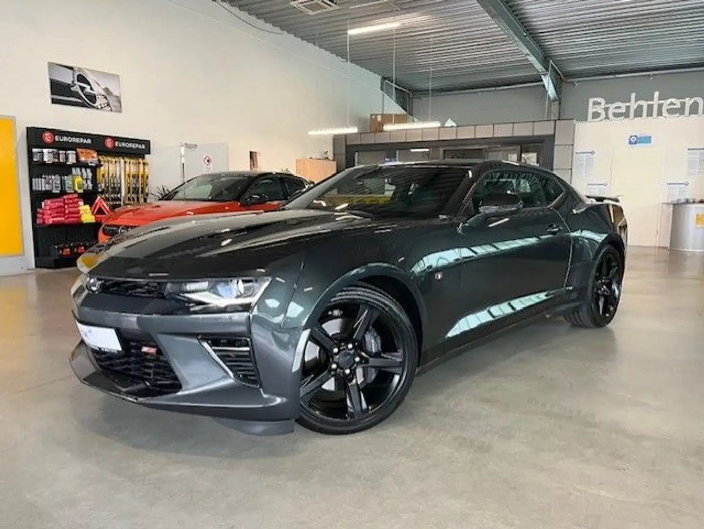 Chevrolet Camaro V8 AT - Dt. Fzg./1. Hd/Unfallfrei/S-Heft Grau - 1