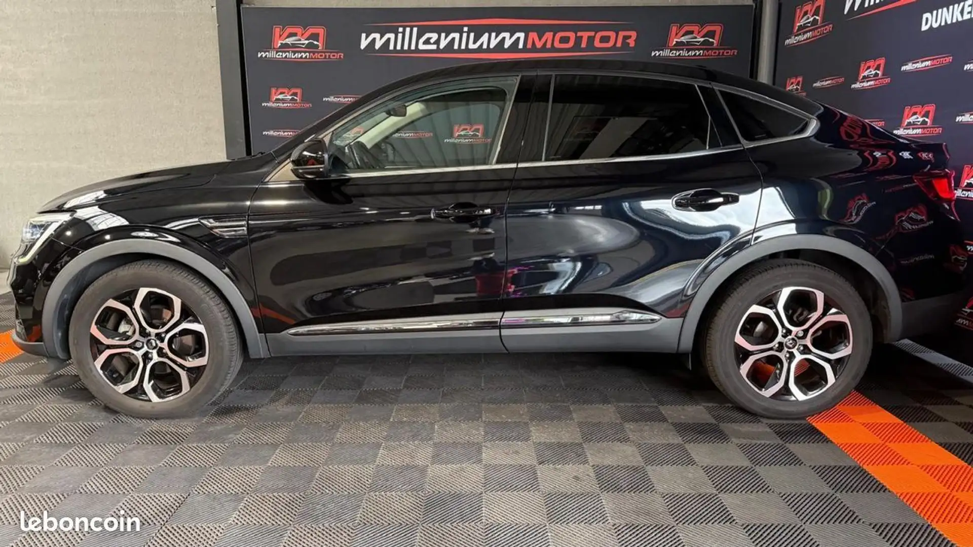 Renault Arkana intens 1.6 e-tech hybrid 145 cv bva garantie 6 mois Noir - 2