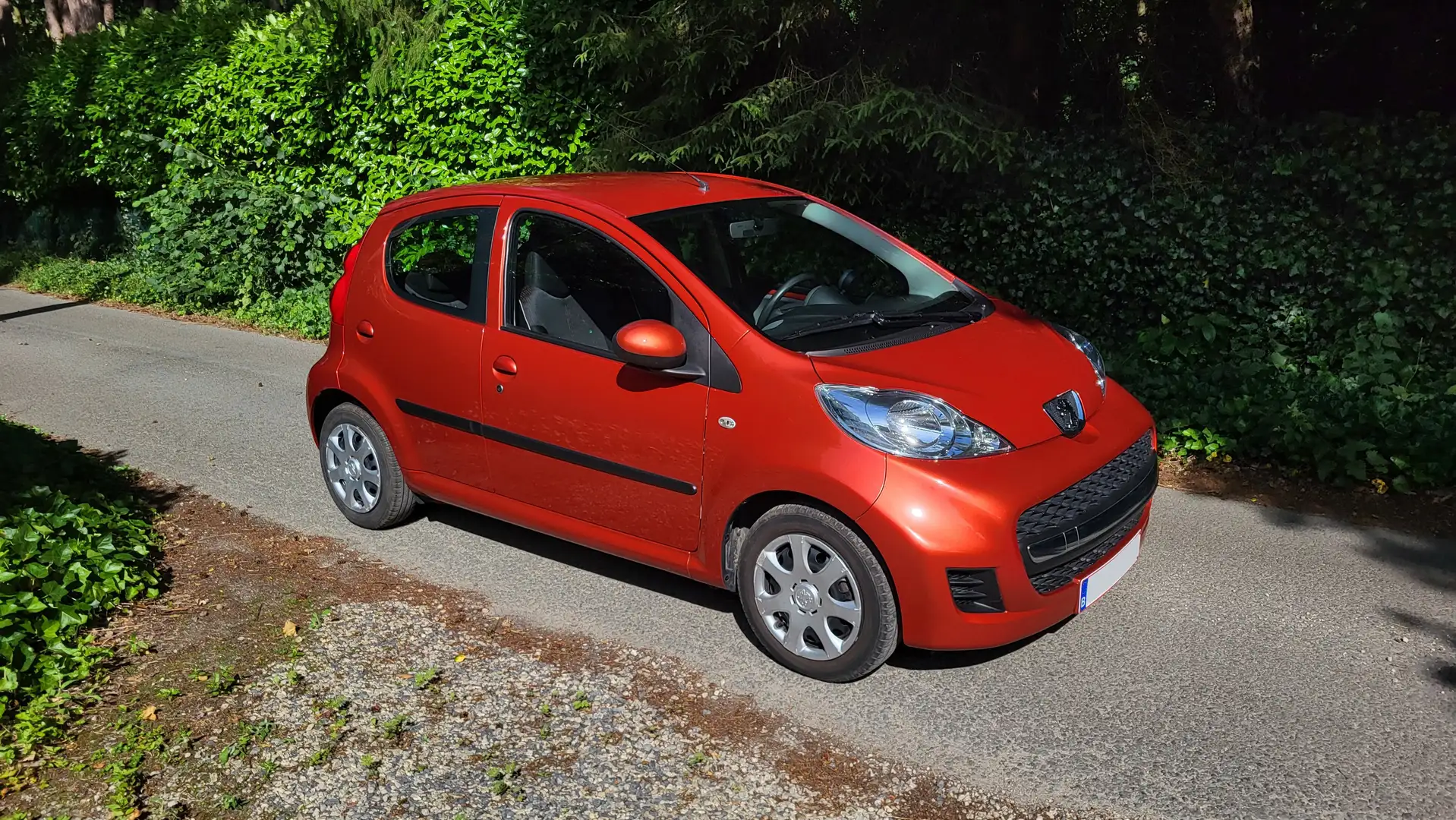 Peugeot 107 107 Trendy 1.0 automaat, prachtstaat, weinig km! Orange - 1