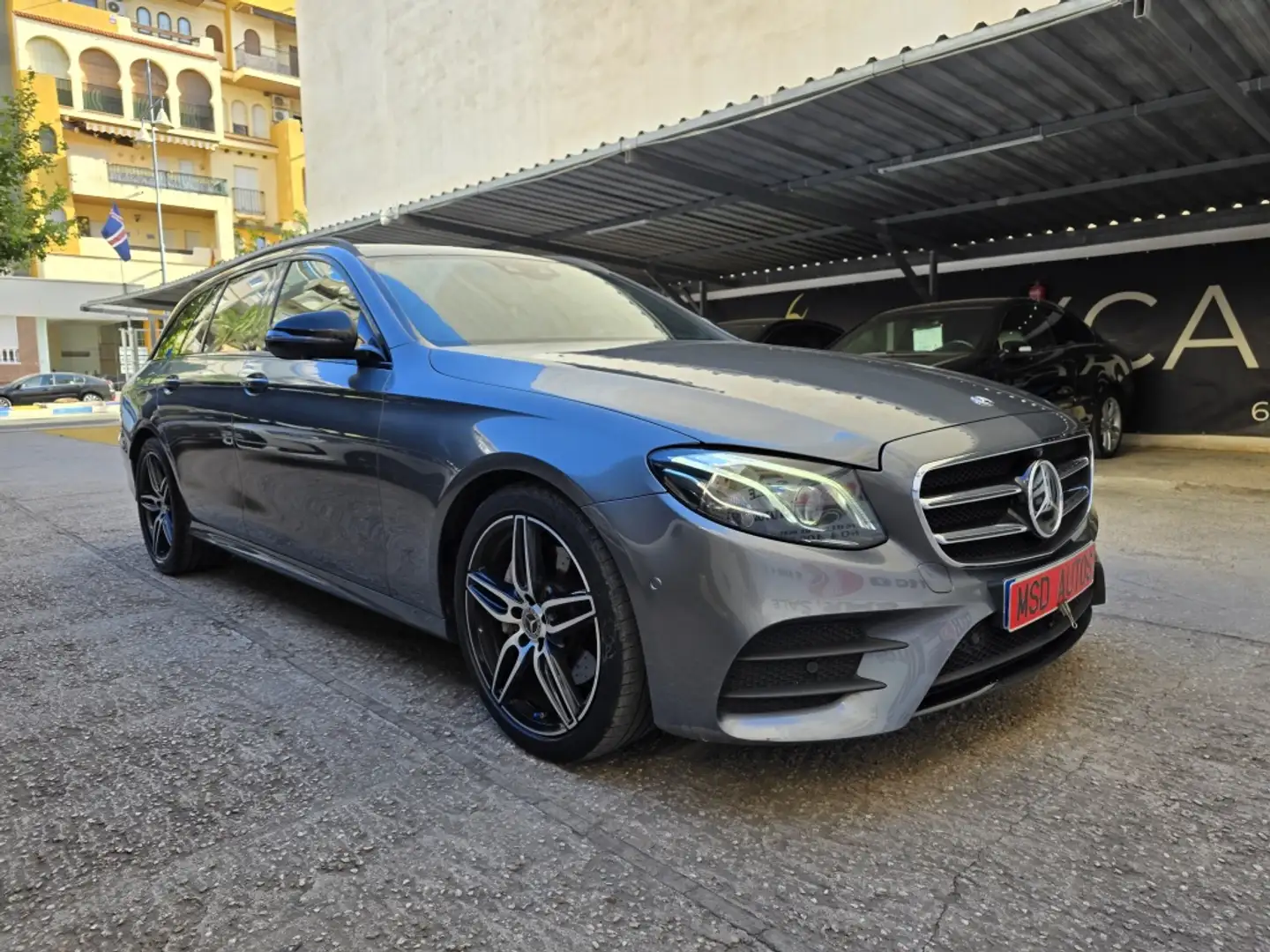Mercedes-Benz E 220 220d 9G-Tronic 194 Gris - 1