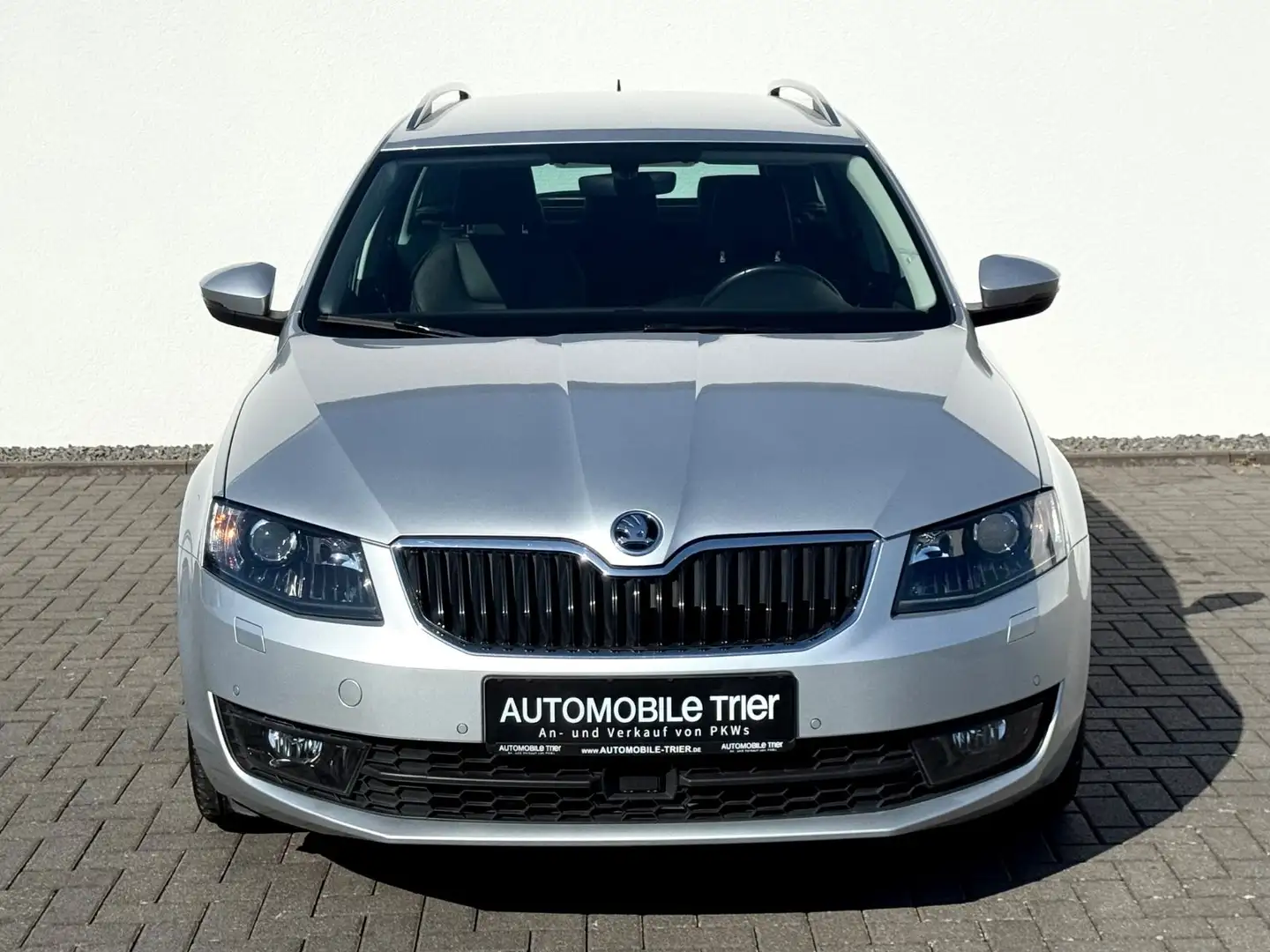 Skoda Octavia Combi 2.0 TDI DSG /NAVI/LED/ACC/AHK/ Ezüst - 2