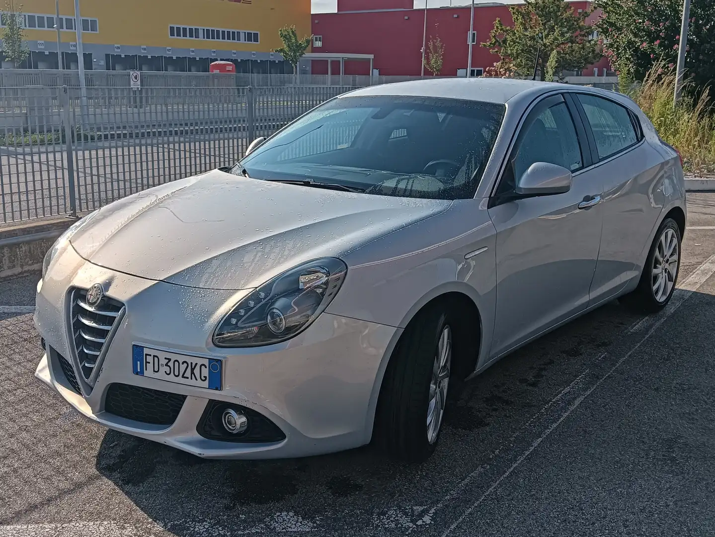 Alfa Romeo Giulietta Giulietta III 2010 1.6 jtdm Distinctive 120cv Argento - 1