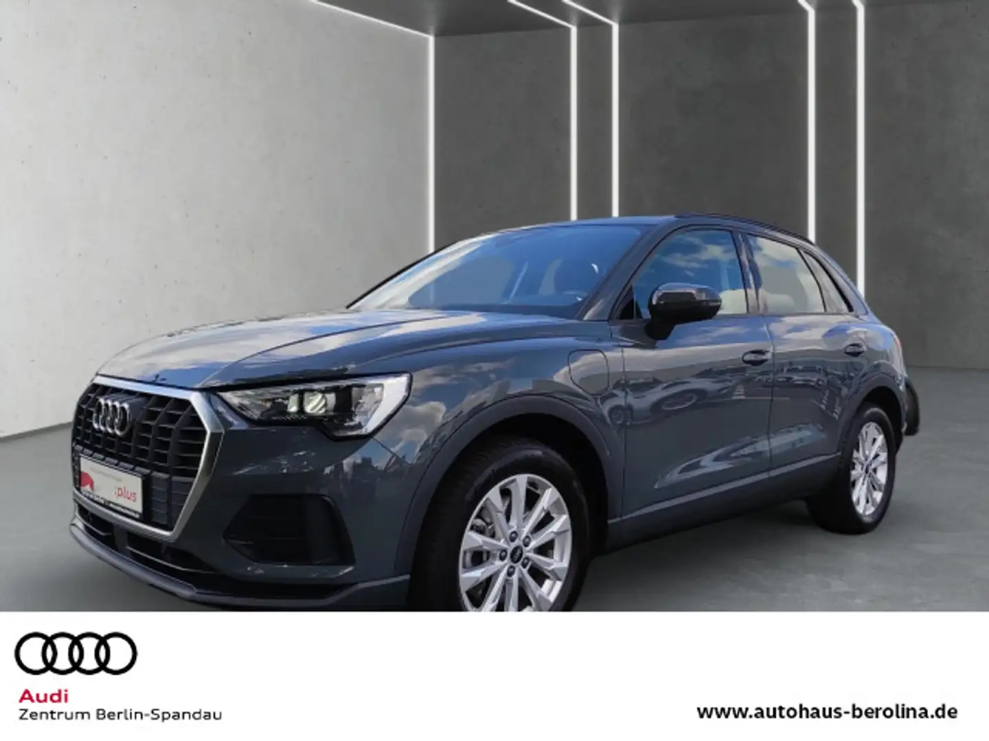 Audi Q3 45 TFSI e S tronic *NAV+*R-CAM*PDC+*SHZ* Gris - 1