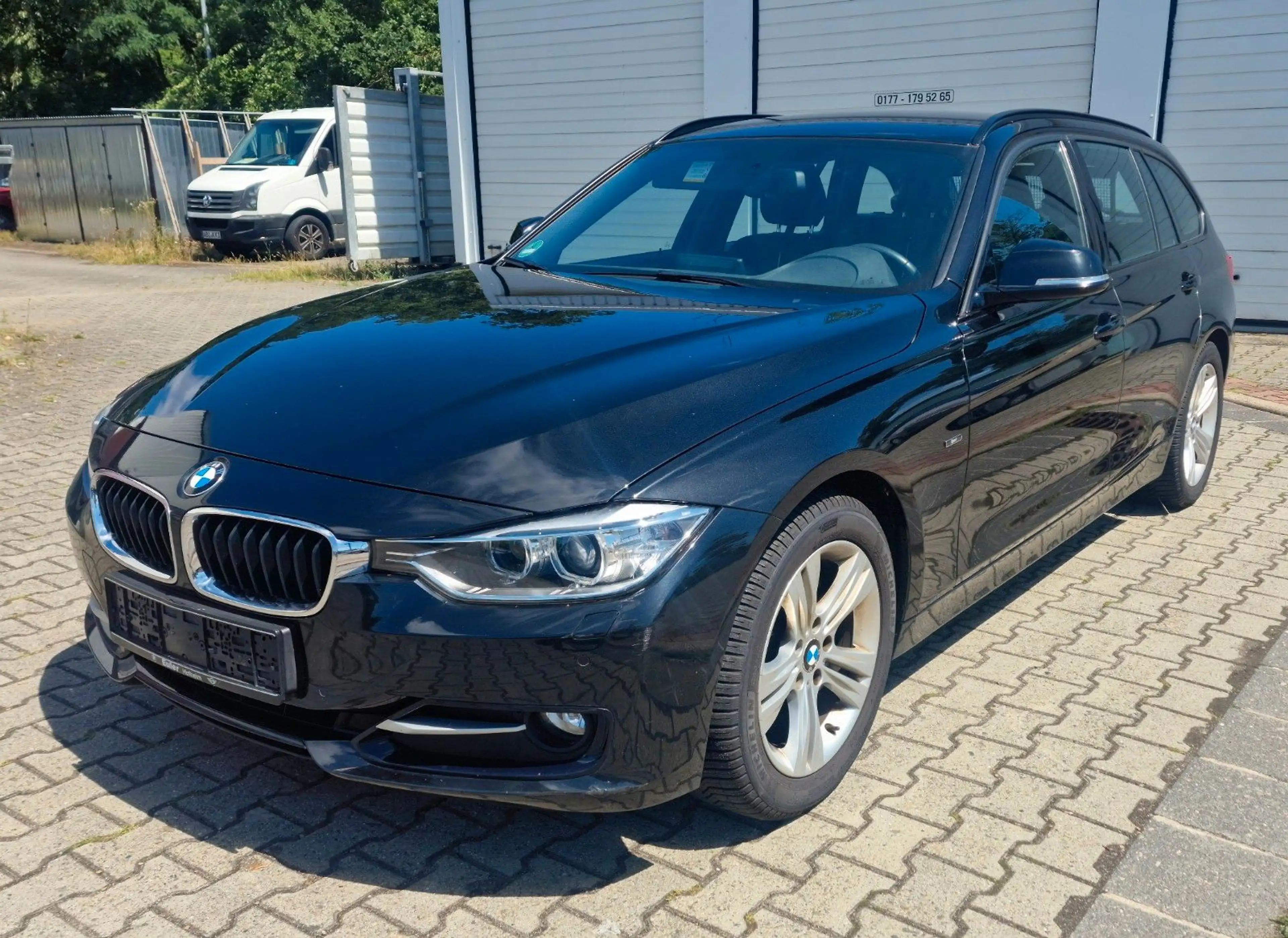 BMW 316 i F31 2 Hand Xenon Automatik AHK Schwenkb. — photo 3