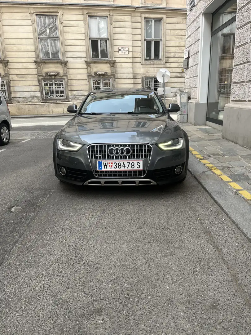 Audi A4 allroad 3,0 TDI quattro DPF S-tronic - 1
