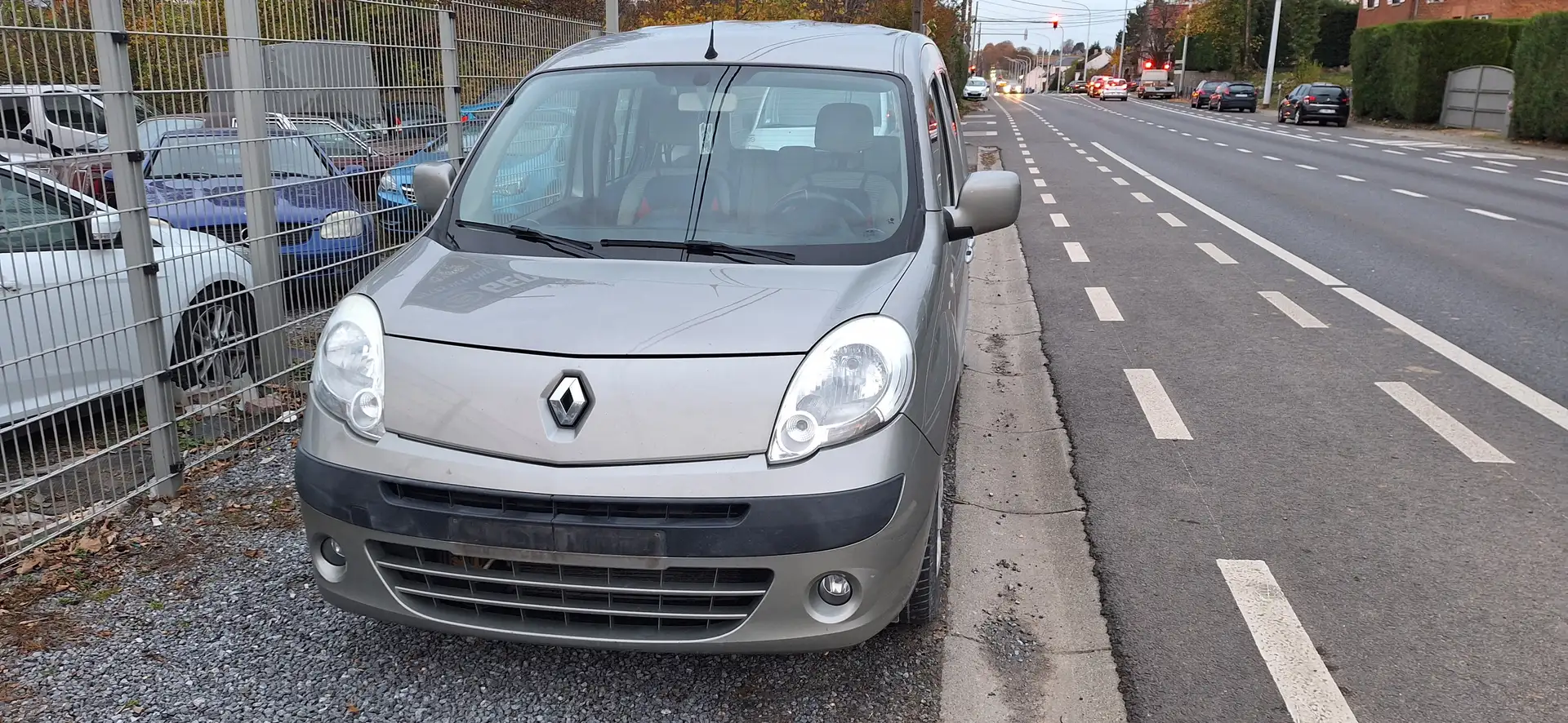 Renault Kangoo Kangoo 1.5 dCi Expression Grau - 1