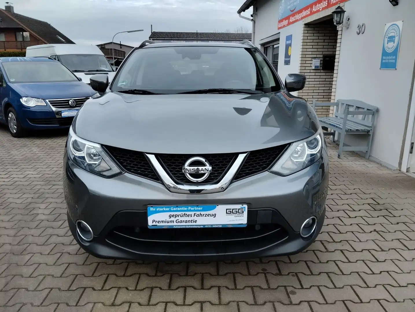 Nissan Qashqai Acenta 1.Hand TÜV-AU 01-2028 Grau - 2