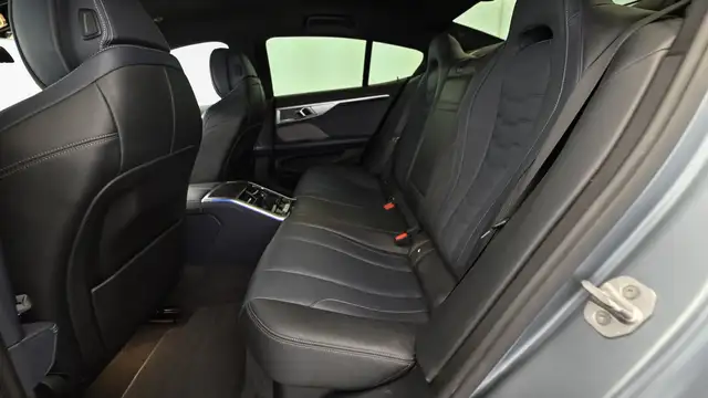 BMW M850 M850 i xDrive | Individuallackierung | Carbon | Ansicht 18