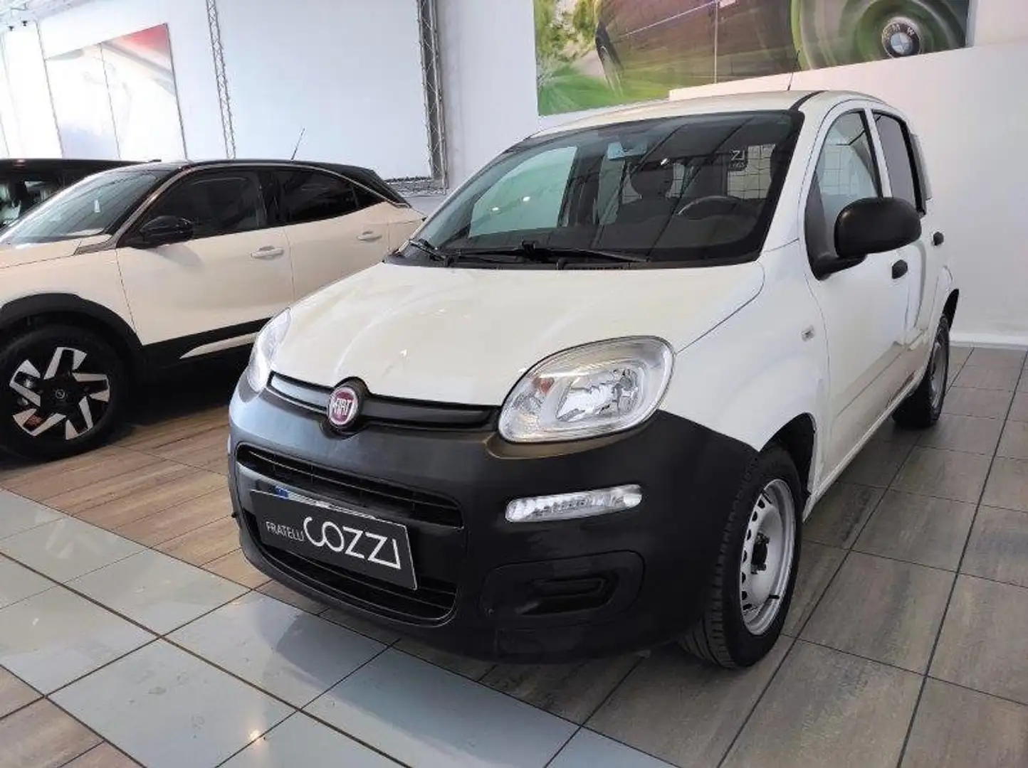 Fiat Panda 1.0 GSE S&S Hybrid Pop Van 2 posti Bianco - 2