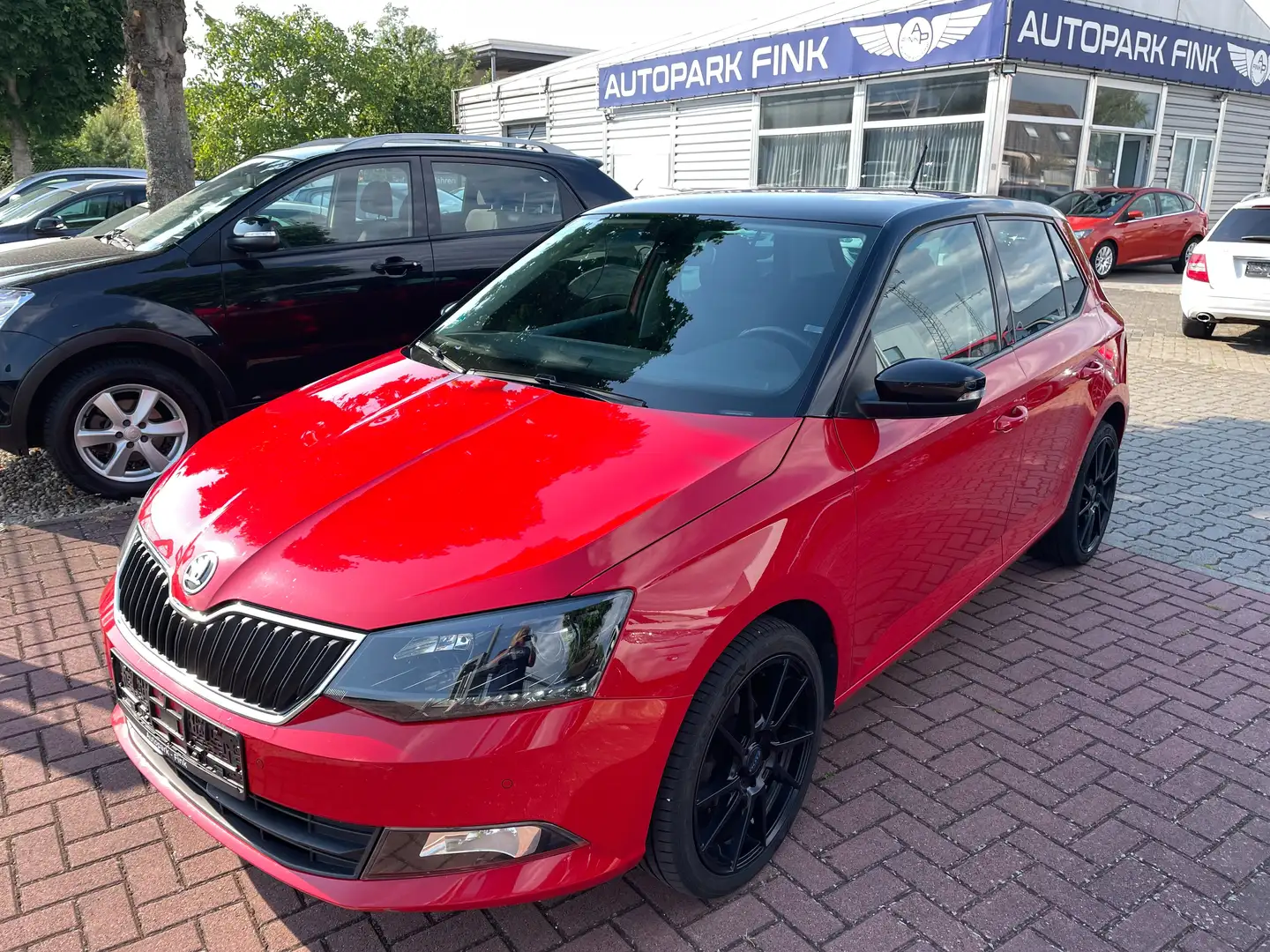 Skoda Fabia Style aus 2.Hand für EXOPRT o.Gewerbe Roşu - 1