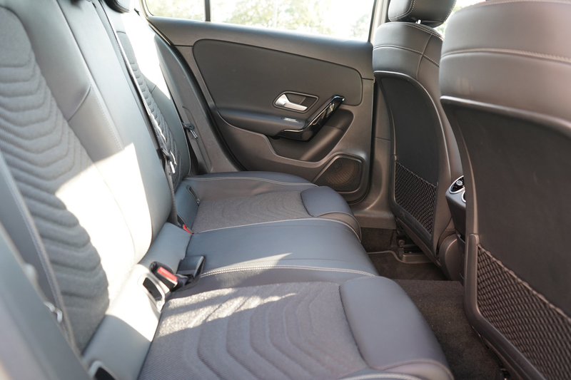 Mercedes-Benz A 180 A180 AMG-Line Android Apple Digitales Cockpit Sitz — photo 23