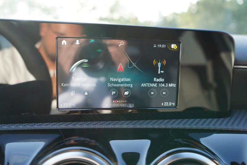 Mercedes-Benz A 180 A180 AMG-Line Android Apple Digitales Cockpit Sitz — photo 15