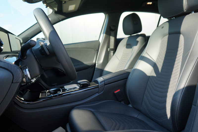Mercedes-Benz A 180 A180 AMG-Line Android Apple Digitales Cockpit Sitz — photo 21
