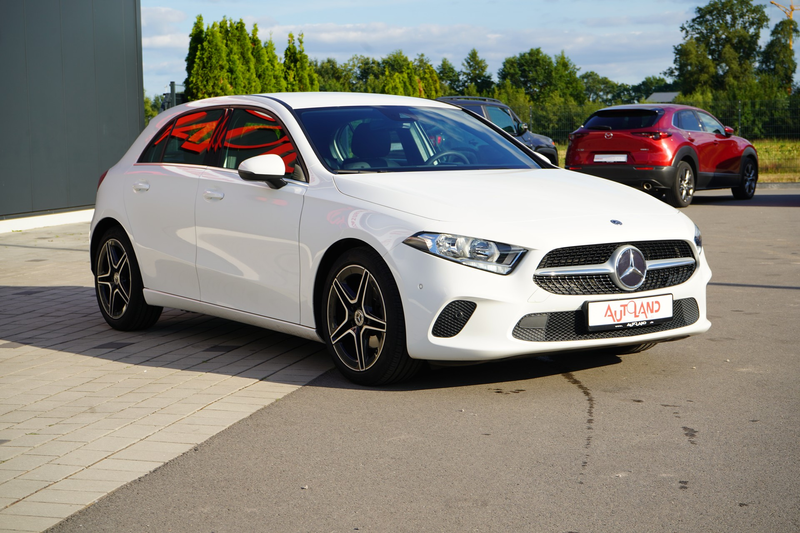 Mercedes-Benz A 180 A180 AMG-Line Android Apple Digitales Cockpit Sitz — photo 5