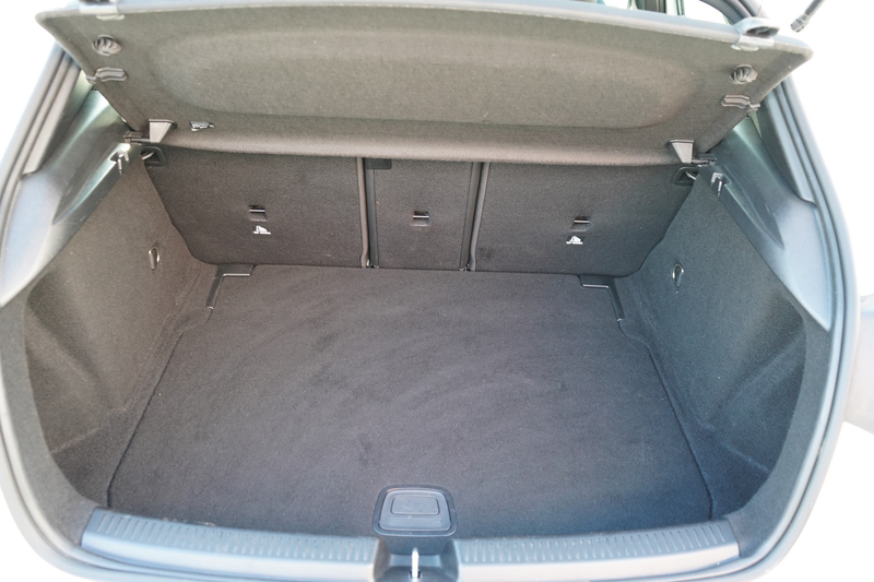 Mercedes-Benz A 180 A180 AMG-Line Android Apple Digitales Cockpit Sitz — photo 24