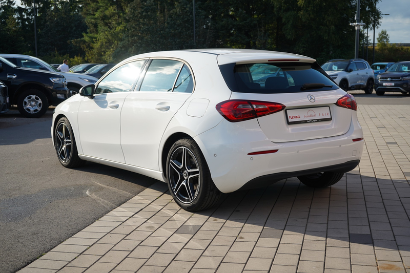 Mercedes-Benz A 180 A180 AMG-Line Android Apple Digitales Cockpit Sitz — photo 2
