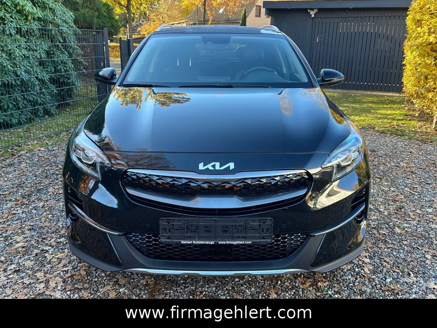 Kia XCeed Platinum Edition Plug-in Hybrid PANO Schwarz - 2
