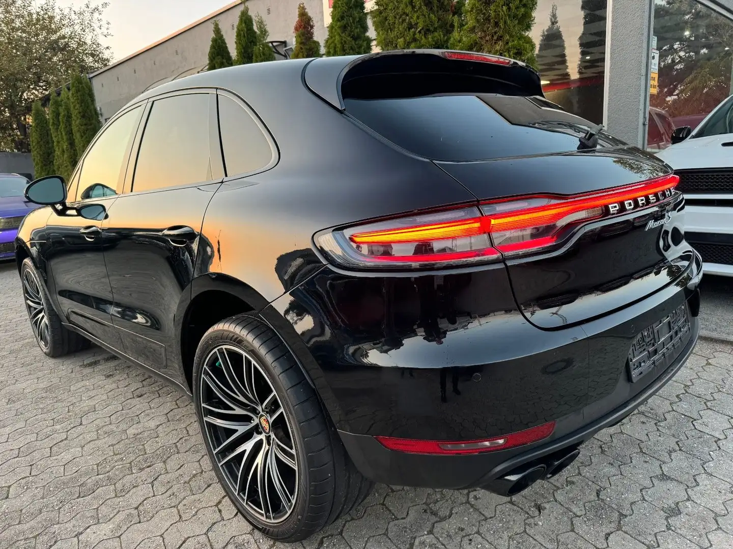 Porsche Macan S Panorama/SHZ/Sitz Belüftung Schwarz - 2