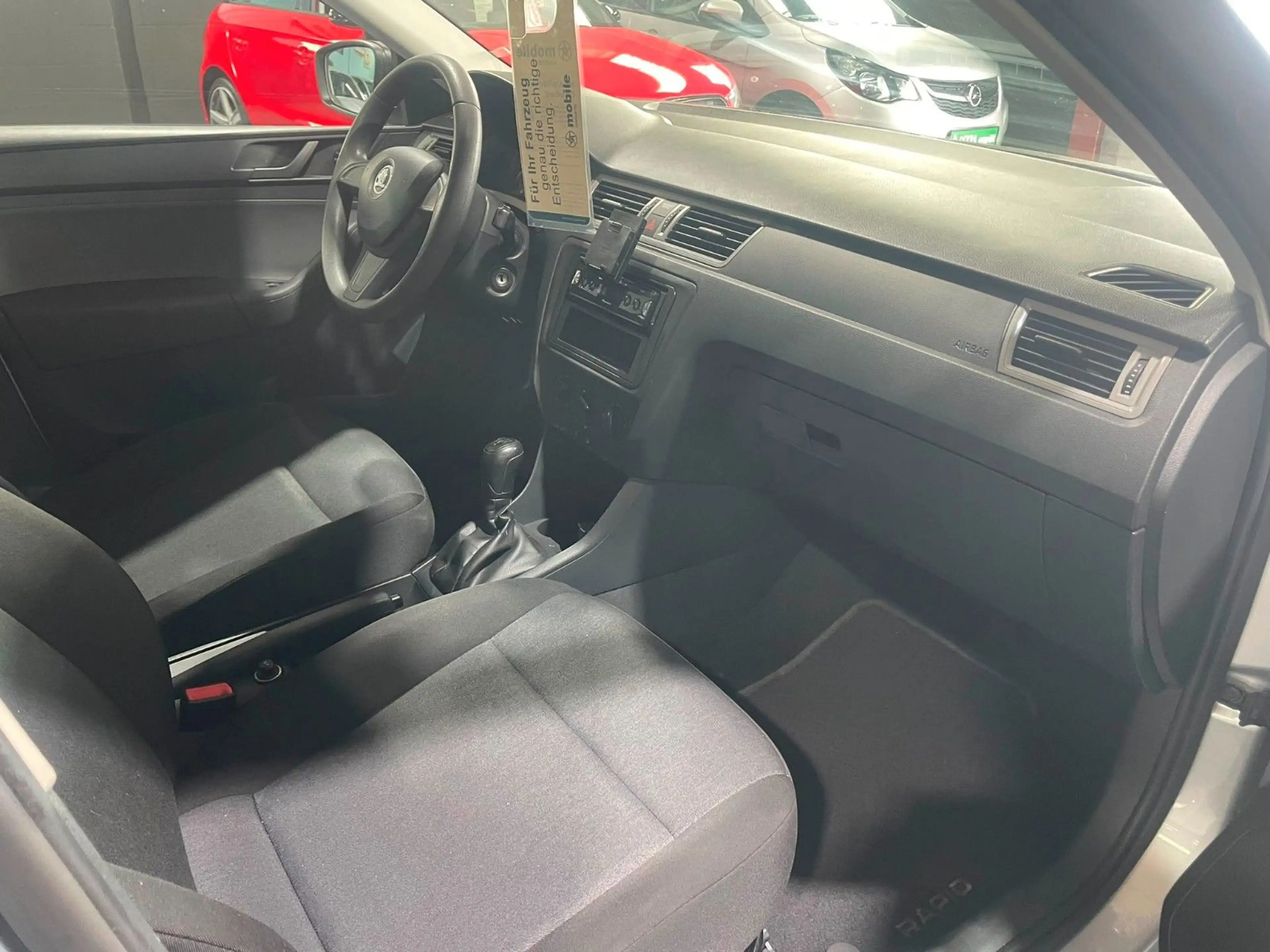 Skoda Rapid/Spaceback Spaceback Active*KLIMA*TÜV NEU*EURO 5* — photo 9