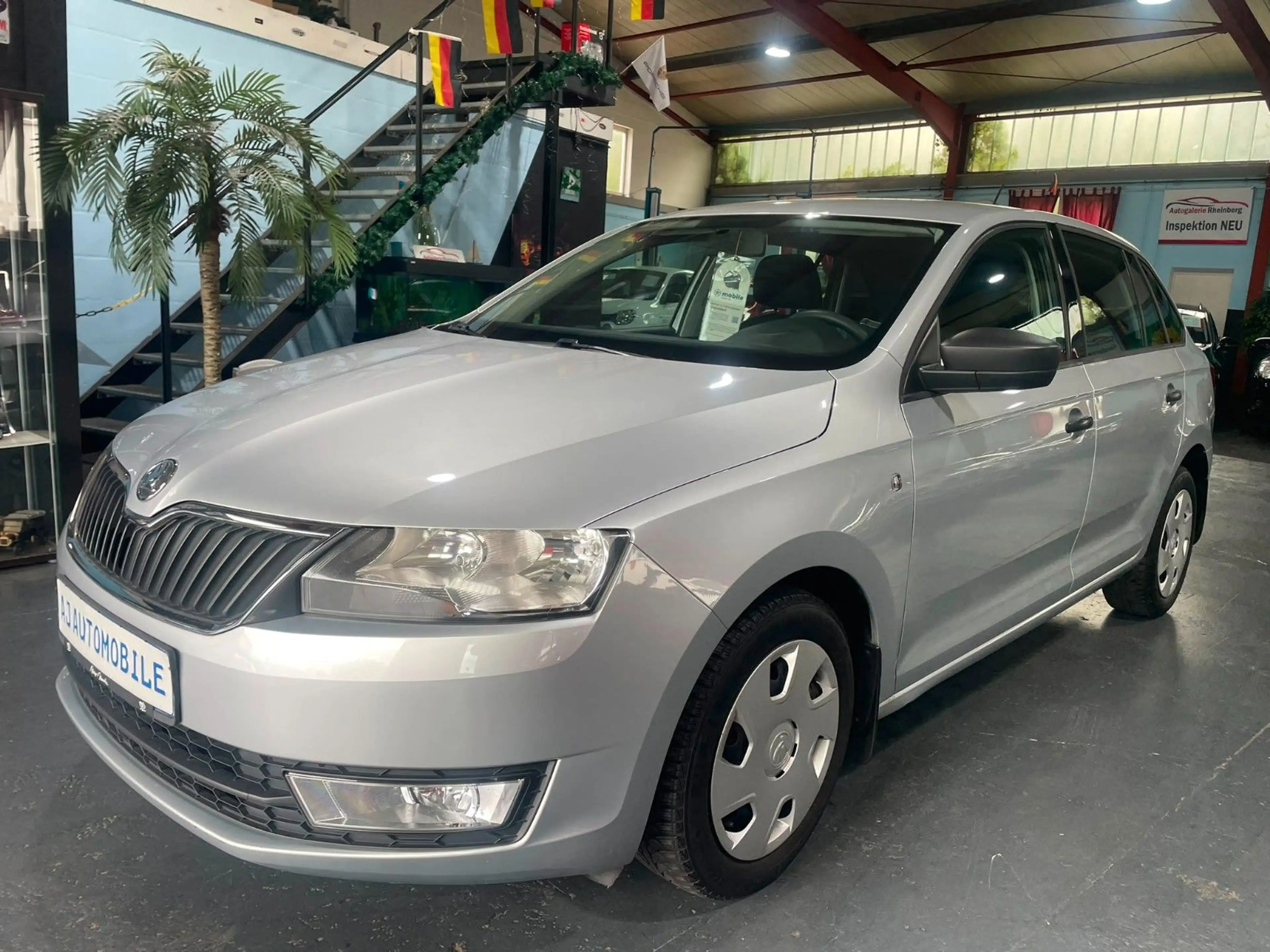 Skoda Rapid/Spaceback Spaceback Active*KLIMA*TÜV NEU*EURO 5*