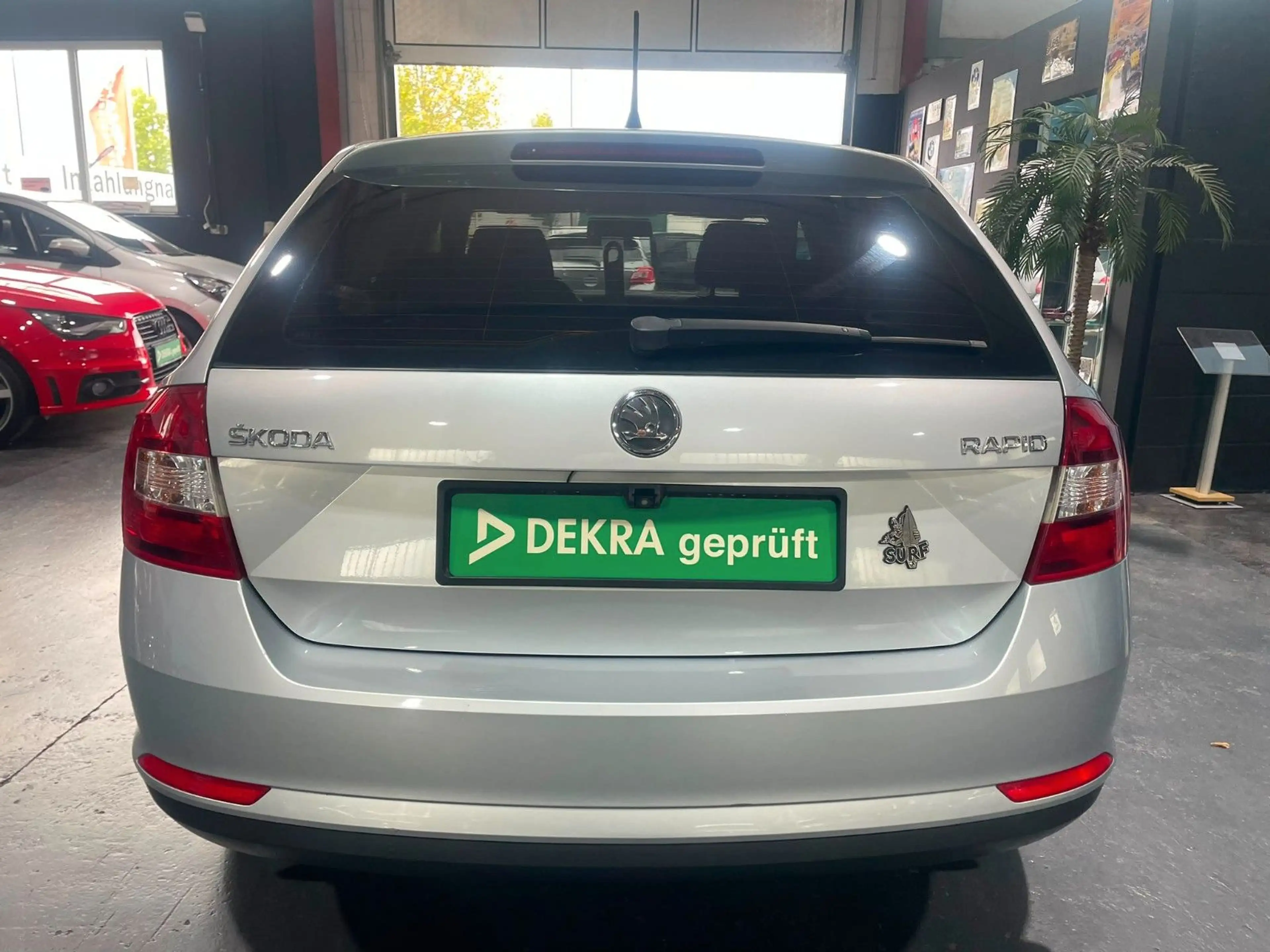Skoda Rapid/Spaceback Spaceback Active*KLIMA*TÜV NEU*EURO 5* — photo 3