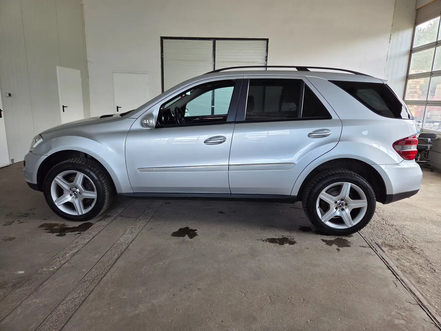 Mercedes-Benz ML 320 ML 320 CDI 4matic Xenon"Navi"Ahk"S-dach Amg-Rad Silber - 2