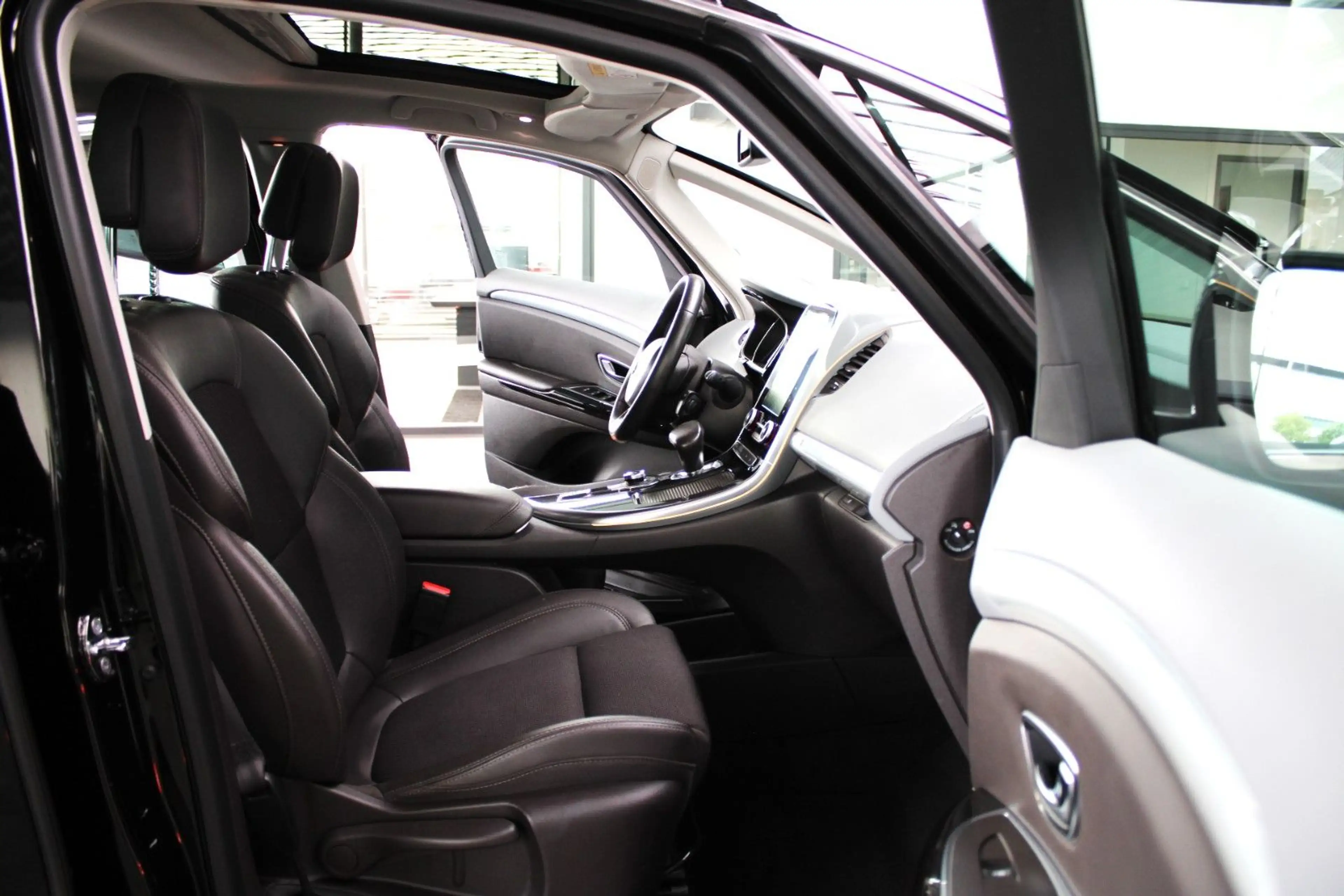 Renault Espace ESPACE V INTENS! CITY+CRUISING+4CONTROL PAKET — photo 13
