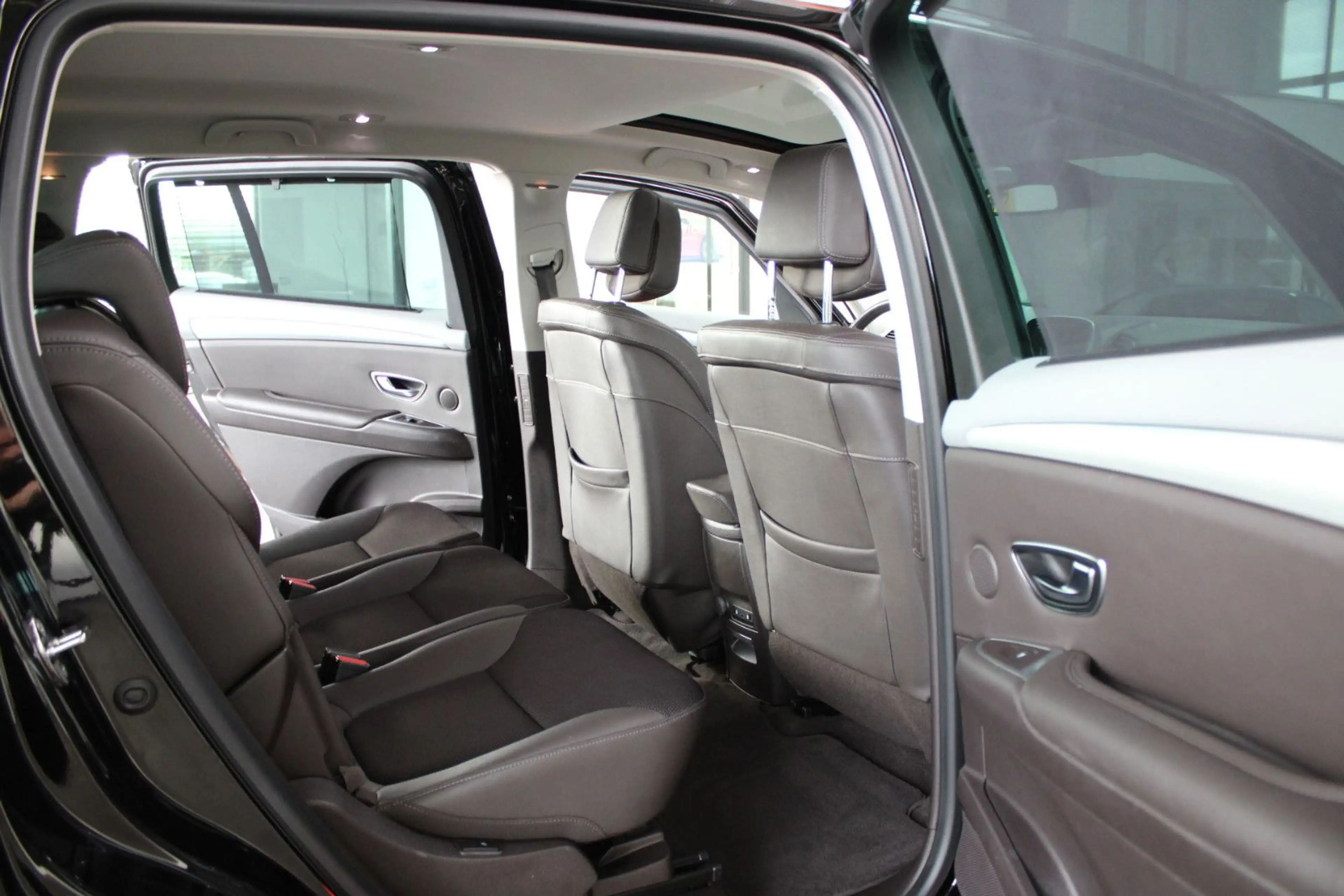 Renault Espace ESPACE V INTENS! CITY+CRUISING+4CONTROL PAKET — photo 15