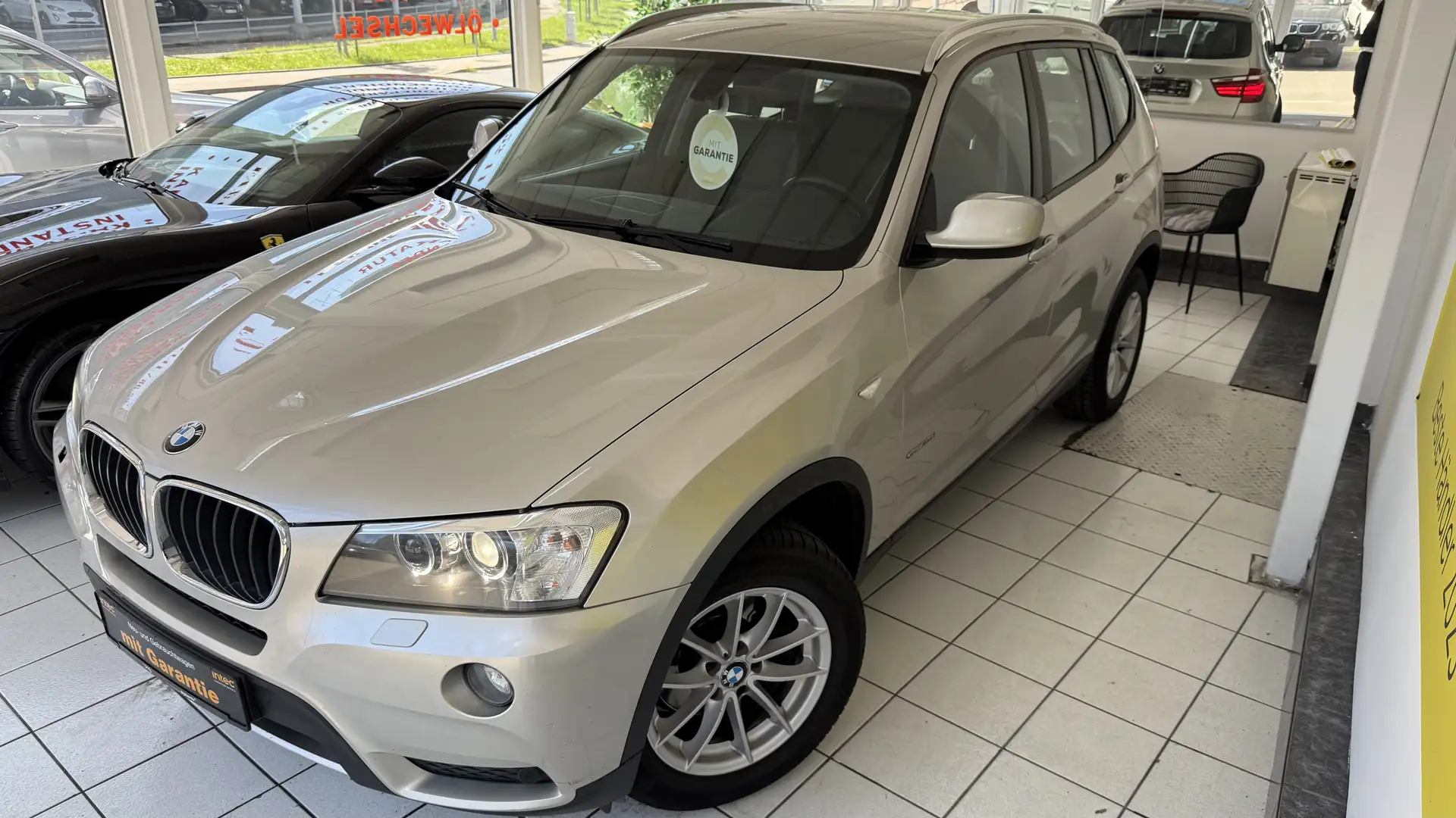 BMW X3 sDrive 18 d BI-XENON LEDER AHK PDC NEU TÜV Szürke - 2