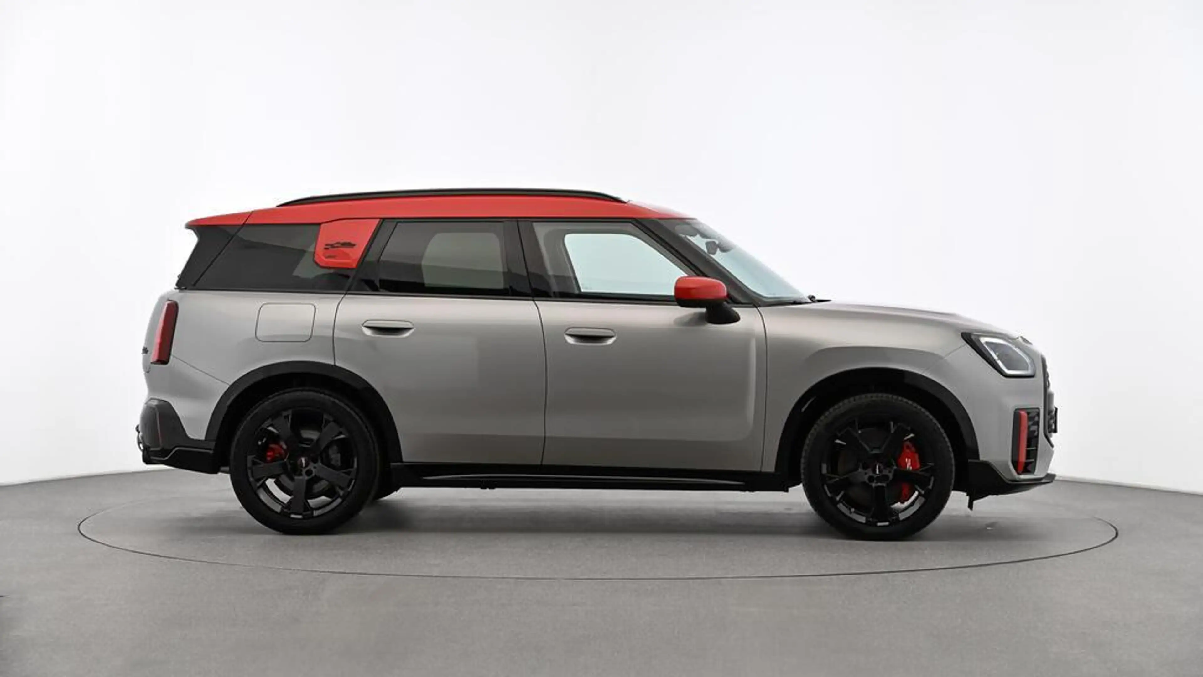MINI JCW Countryman All4 John Cooper Works Trim — photo 3
