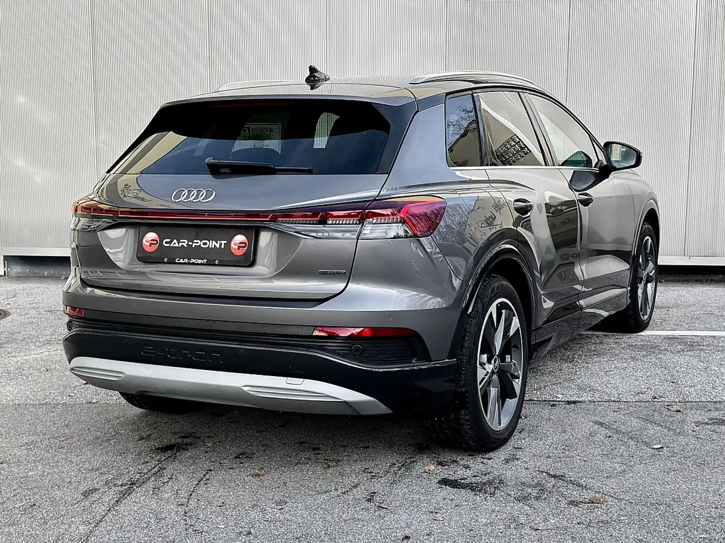 Audi Q4 e-tron Q4 50 quattro 82kWh S-Line Grau - 2