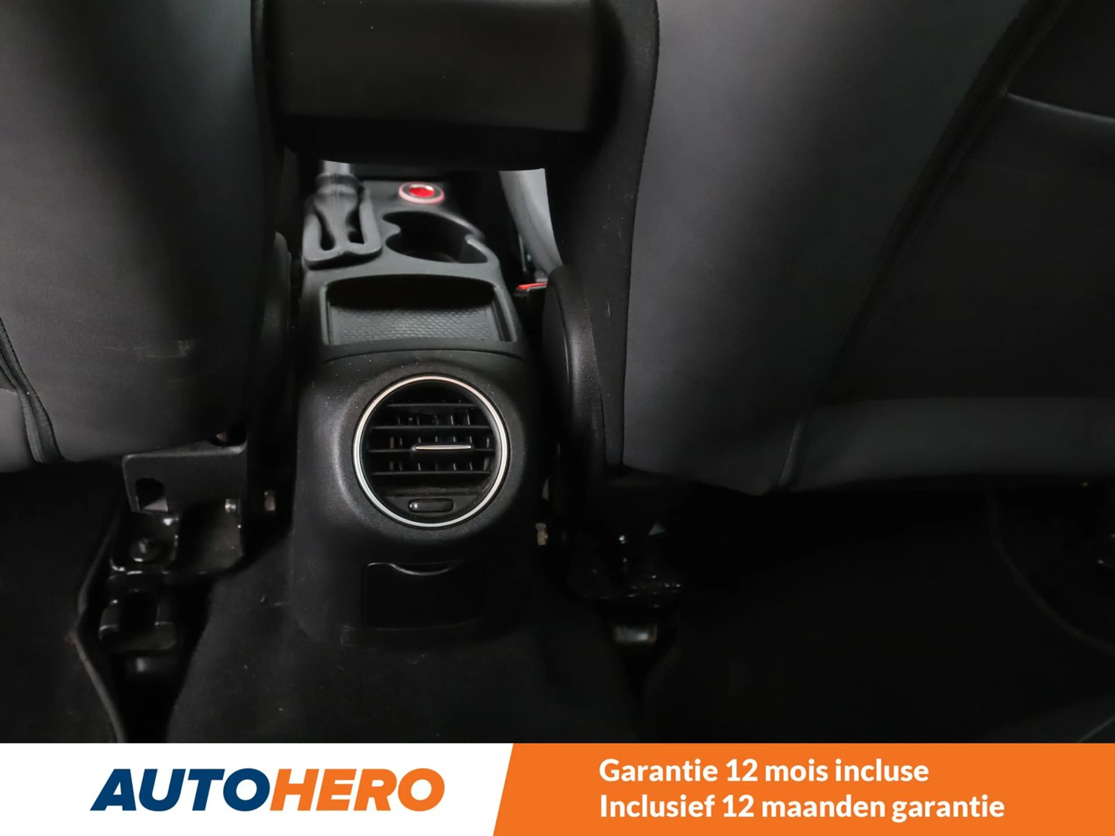 Alfa Romeo Giulietta 1.4 Turbo Super — photo 15