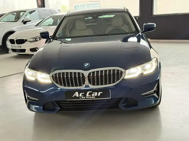BMW 330 330e xDrive Touring