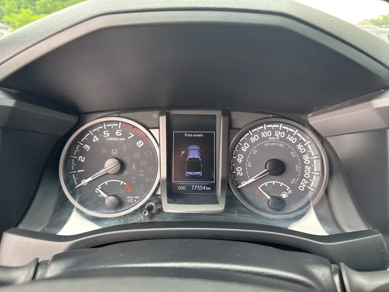 Toyota Tacoma снимка Toyota Tacoma