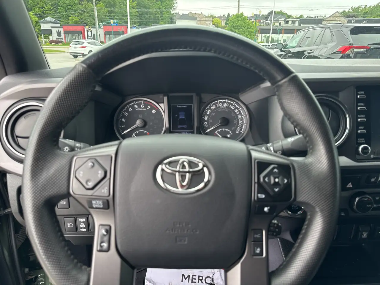 Toyota Tacoma снимка Toyota Tacoma