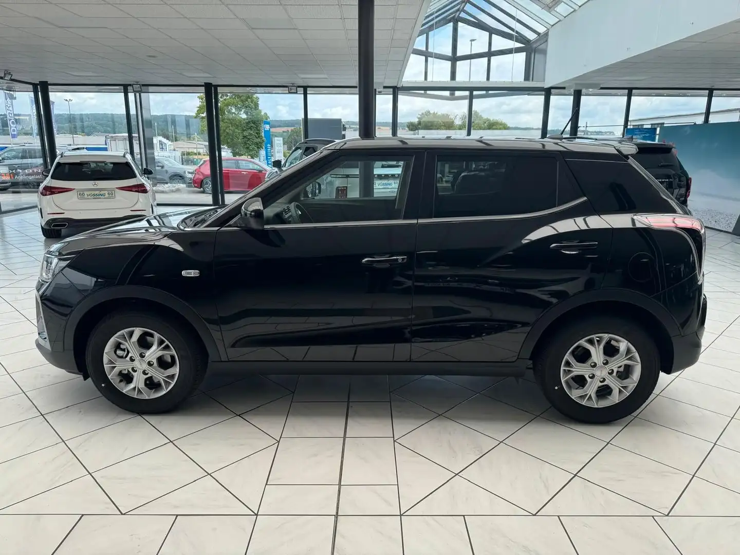 KGM Tivoli 1.5 Essential*Sondermodell* Schwarz - 2