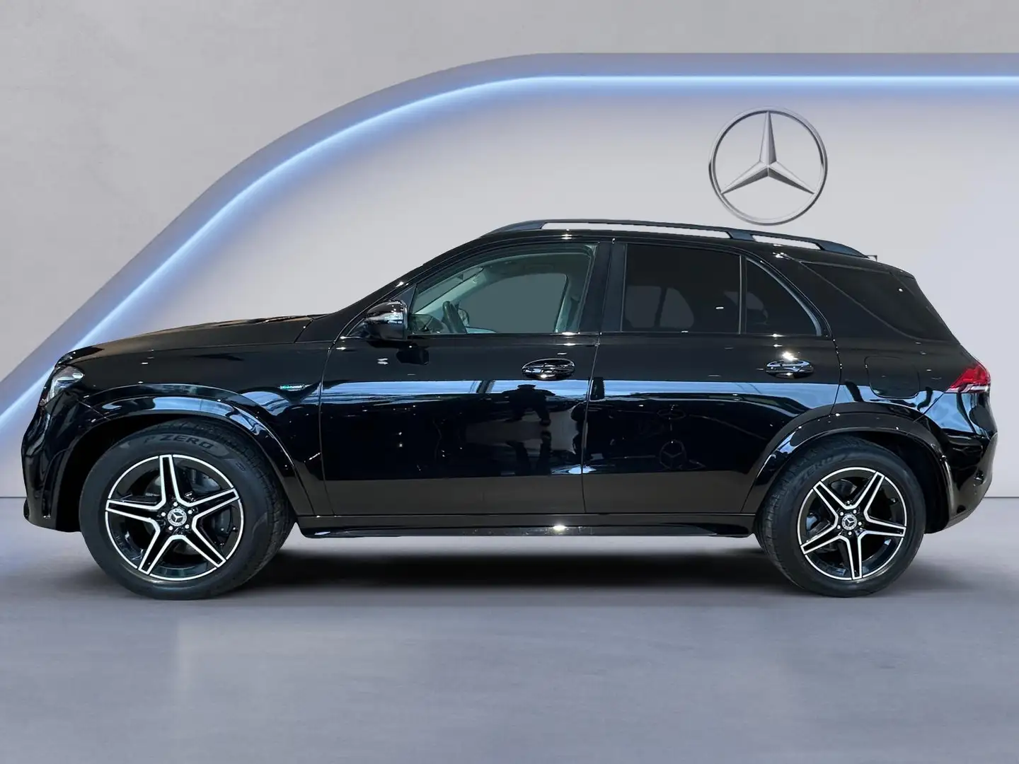 Mercedes-Benz GLE 350 de 4MATIC AMG Line Negro - 2