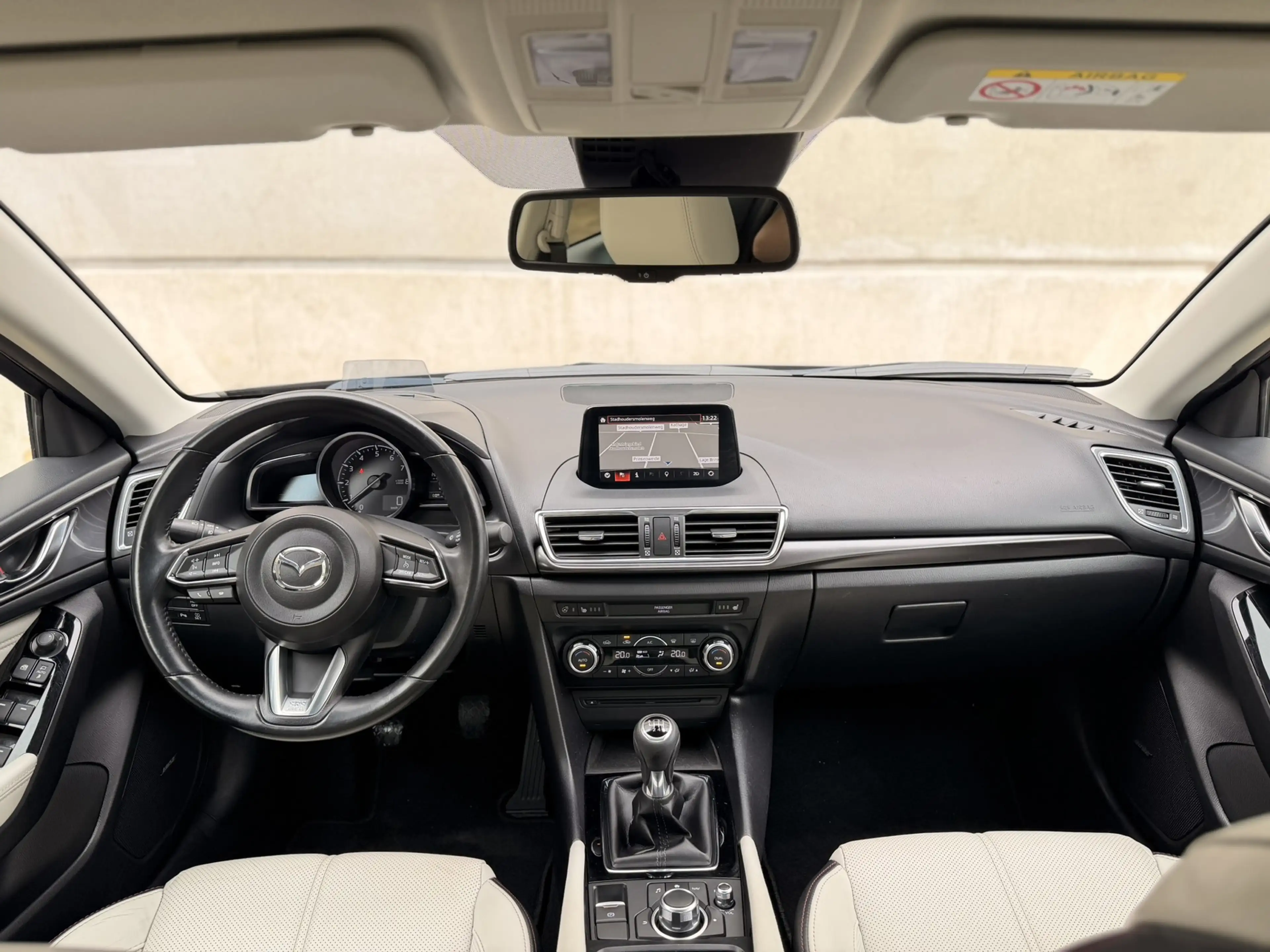Mazda 3 Sedan 2.0 SkyActiv-G Leder HUD 18' Camera Keyless — photo 12
